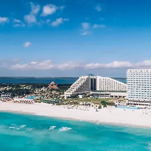 Coral Level At Iberostar Selection 5*, Cancún México